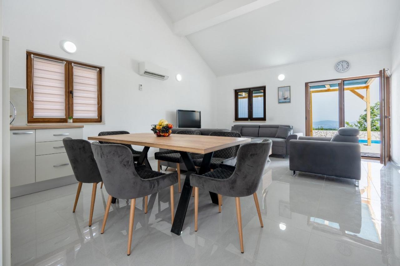 נאום Villa Ivanka מראה חיצוני תמונה