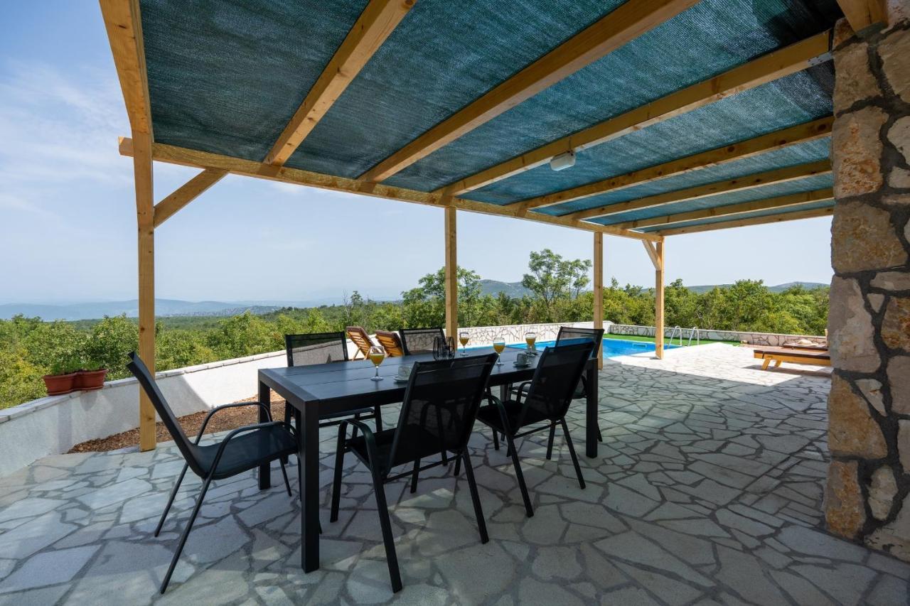 נאום Villa Ivanka מראה חיצוני תמונה