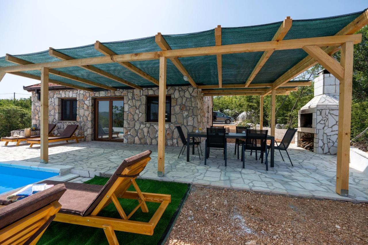 נאום Villa Ivanka מראה חיצוני תמונה