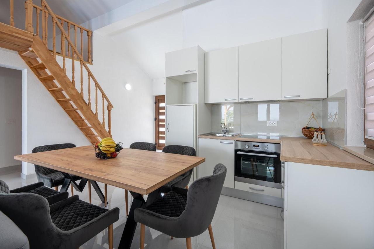 נאום Villa Ivanka מראה חיצוני תמונה