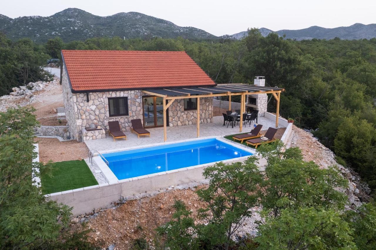 נאום Villa Ivanka מראה חיצוני תמונה