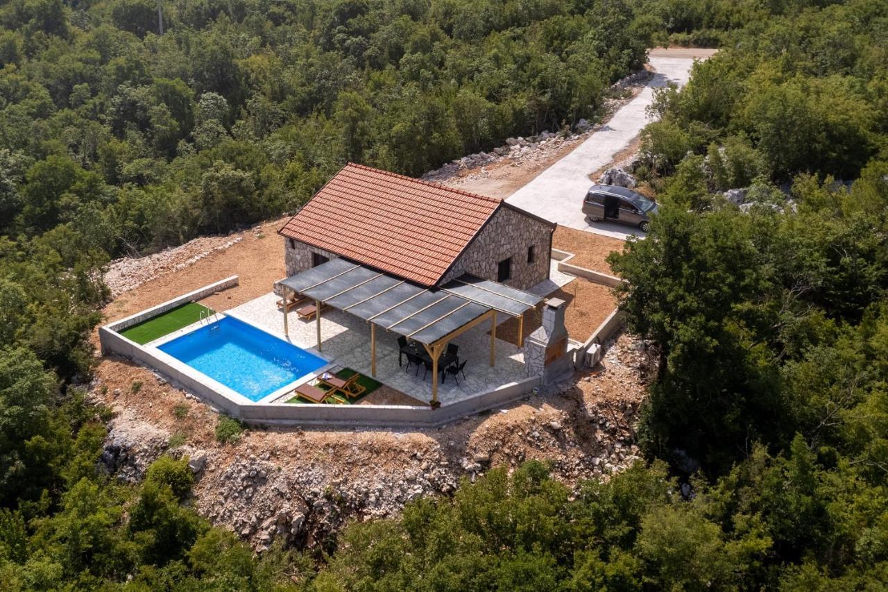 נאום Villa Ivanka מראה חיצוני תמונה